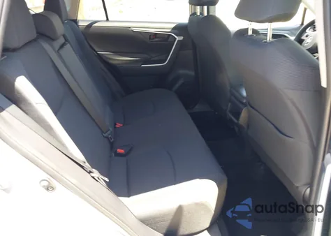 2019 Toyota Rav4 Le z USA, uszkodzony, nr VIN JTMH1RFV4KD036163